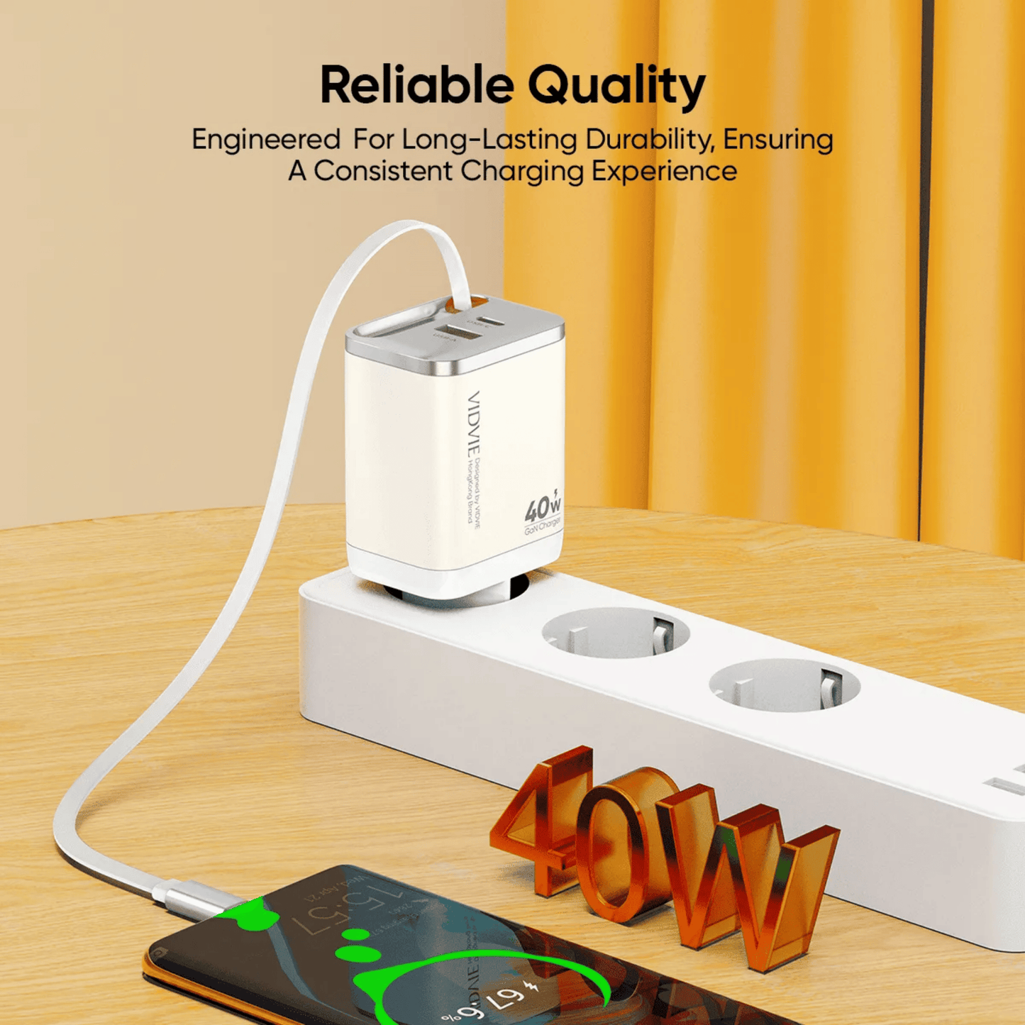 Retractable Cord GaN Fast Charger | 40W
